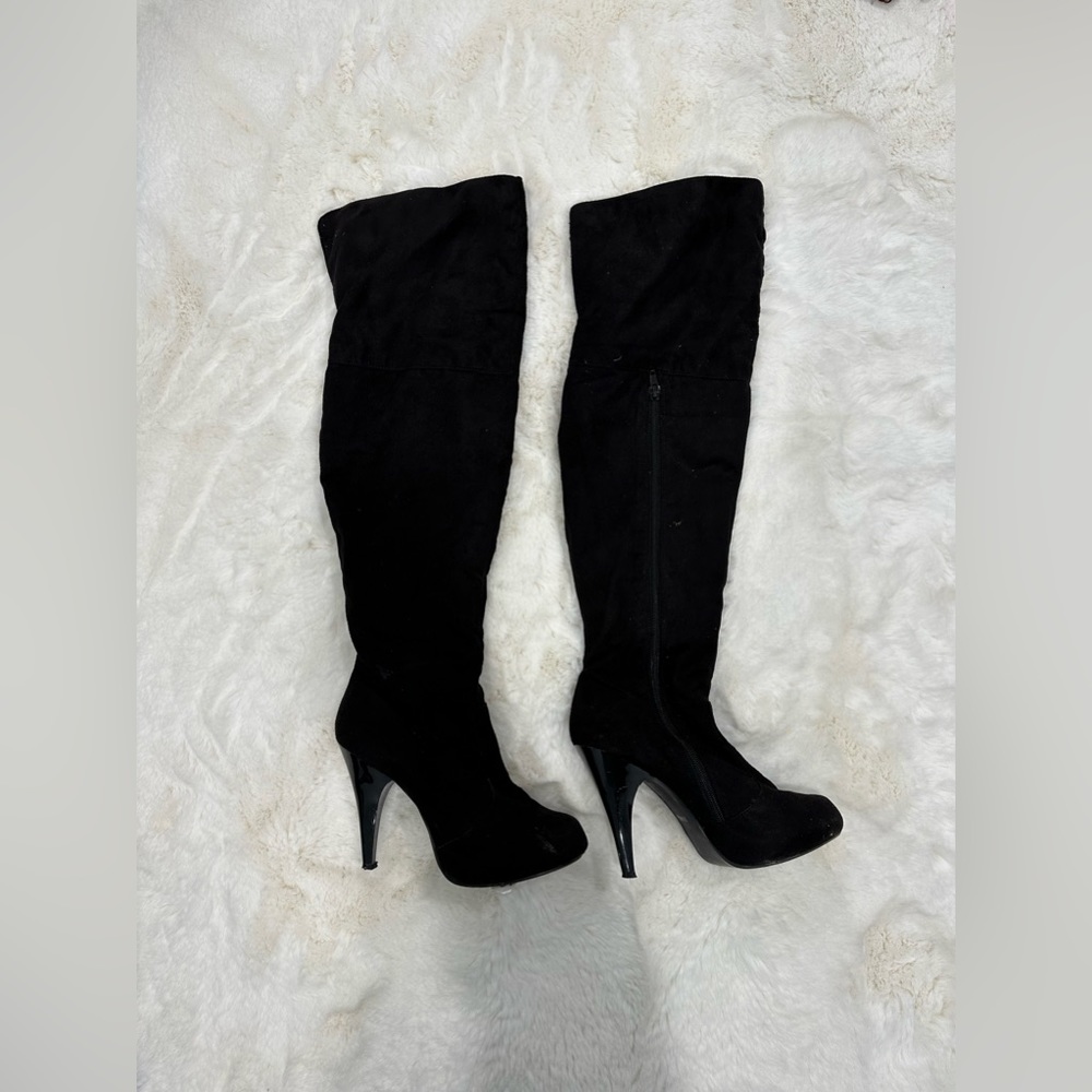 Black Knee High Heel Boots